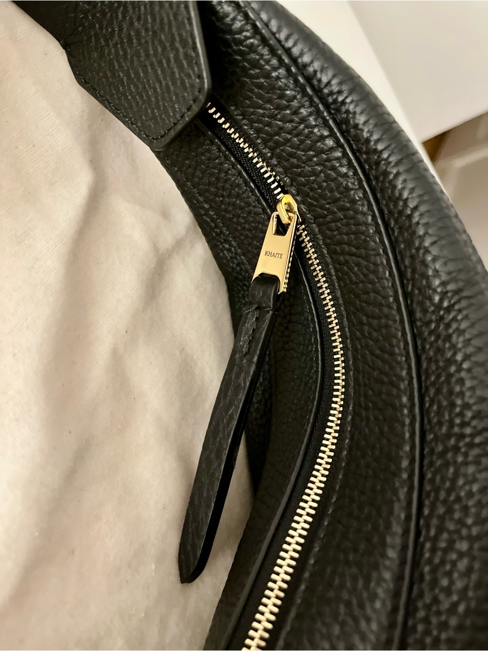 Khaite Augustina Hobo Bag Black Pebbled Leather w/ Dust Bag Excellent Condition - Picture 8 of 8